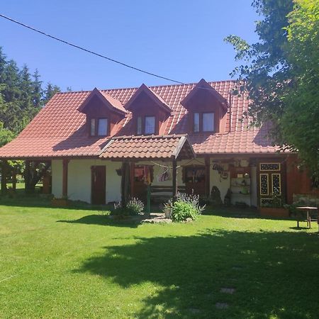 Swiety Spokoj Tuchlin  Bagian luar foto